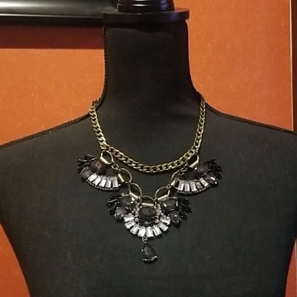 NWOT Necklace - Picture 1 of 3